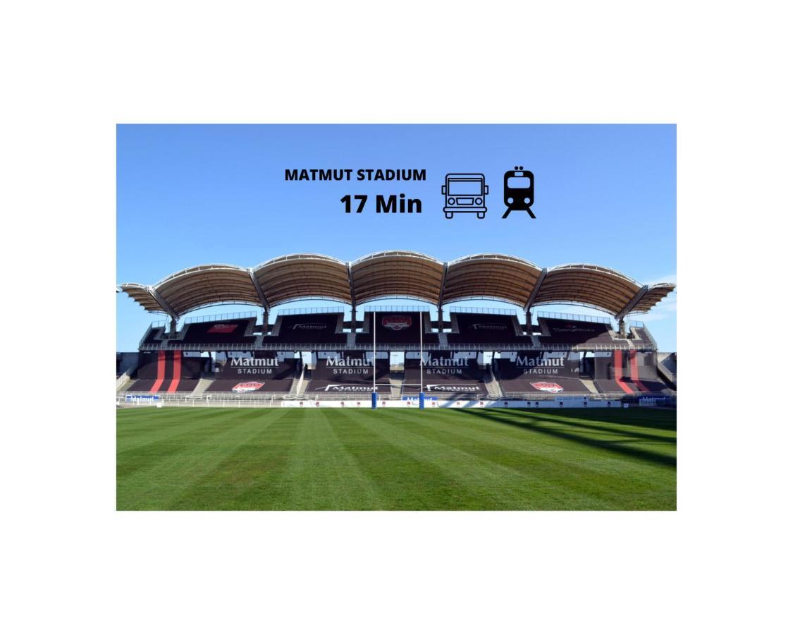 شقة Terracotta-T2-Clim-Parking Gratuit Prive Pierre-Bénite المظهر الخارجي الصورة